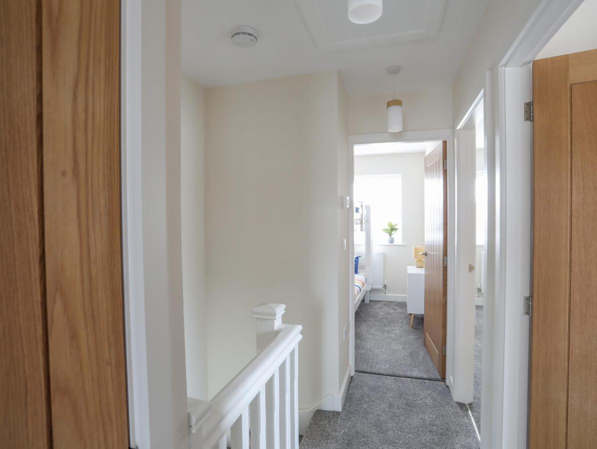 Swn Y Nant Villa Holyhead Buitenkant foto