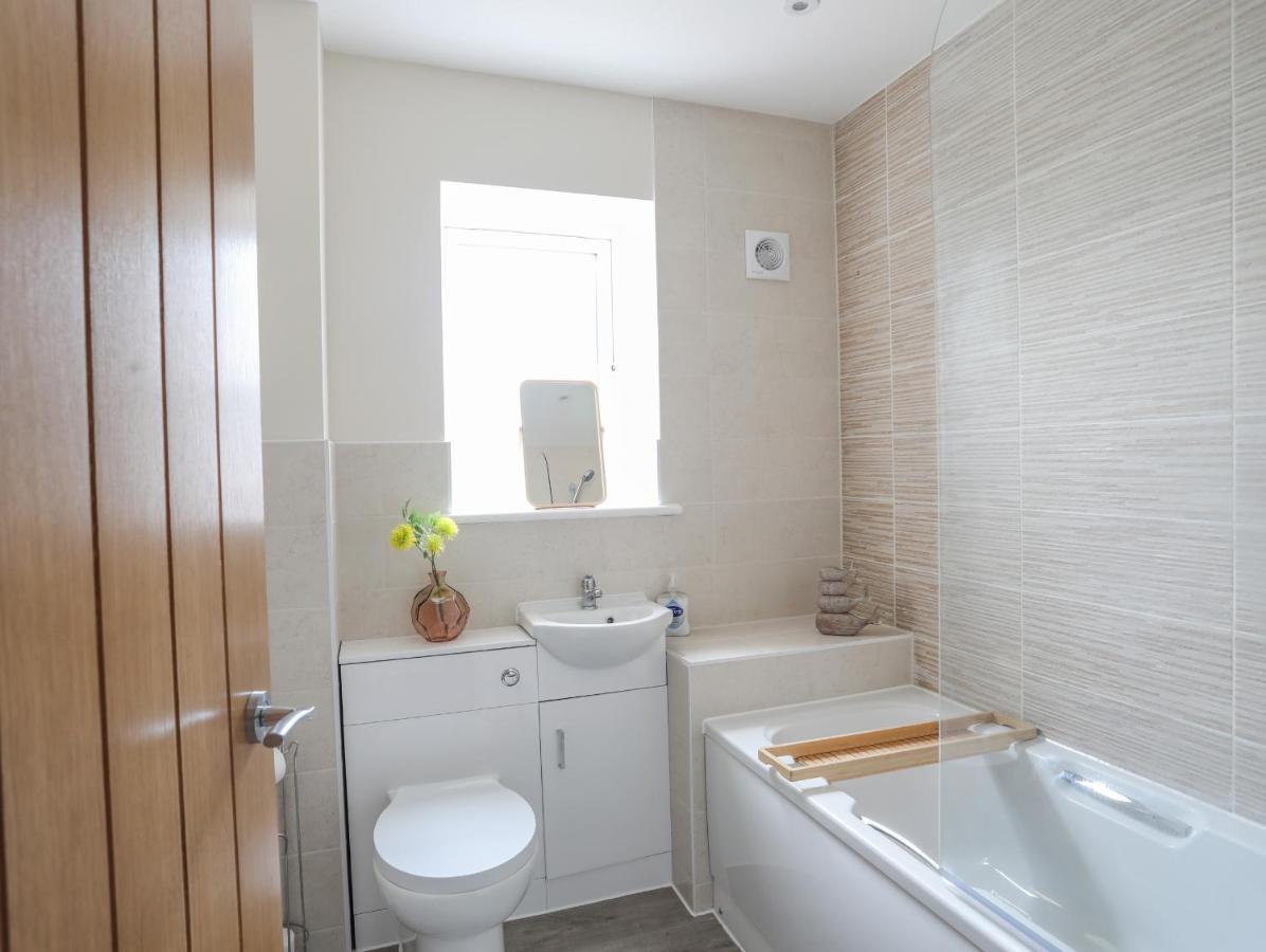 Swn Y Nant Villa Holyhead Buitenkant foto