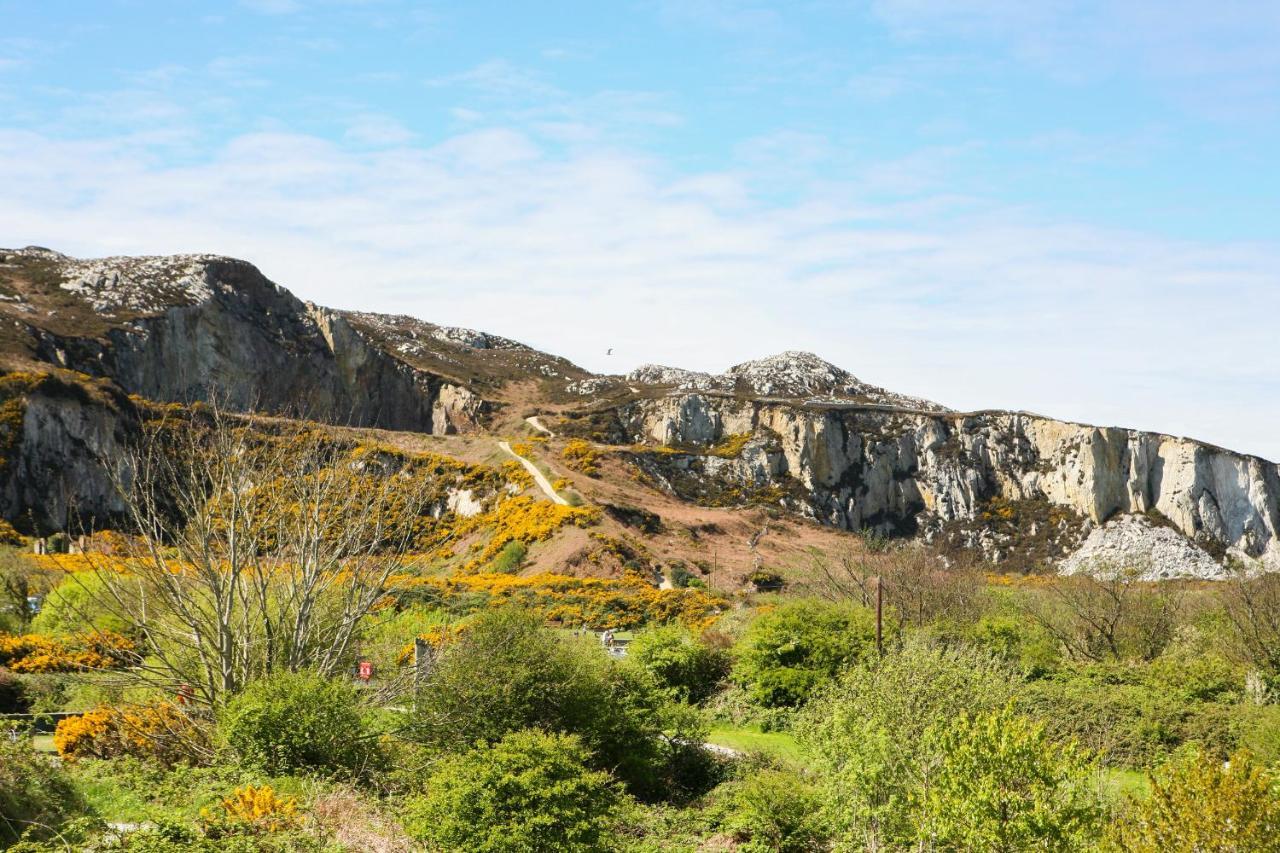 Swn Y Nant Villa Holyhead Buitenkant foto